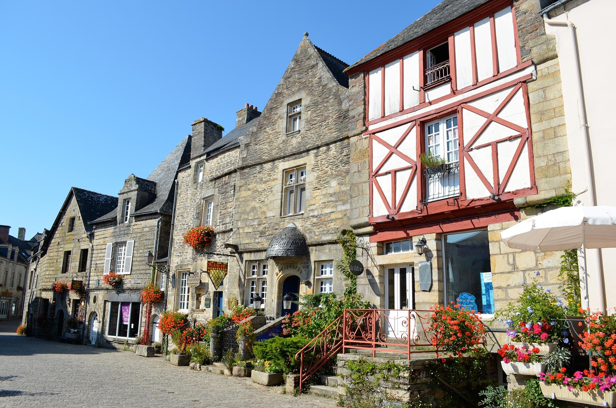 فندق Terres De France - Le Domaine Du Moulin Neuf روشيفور أو تير المظهر الخارجي الصورة